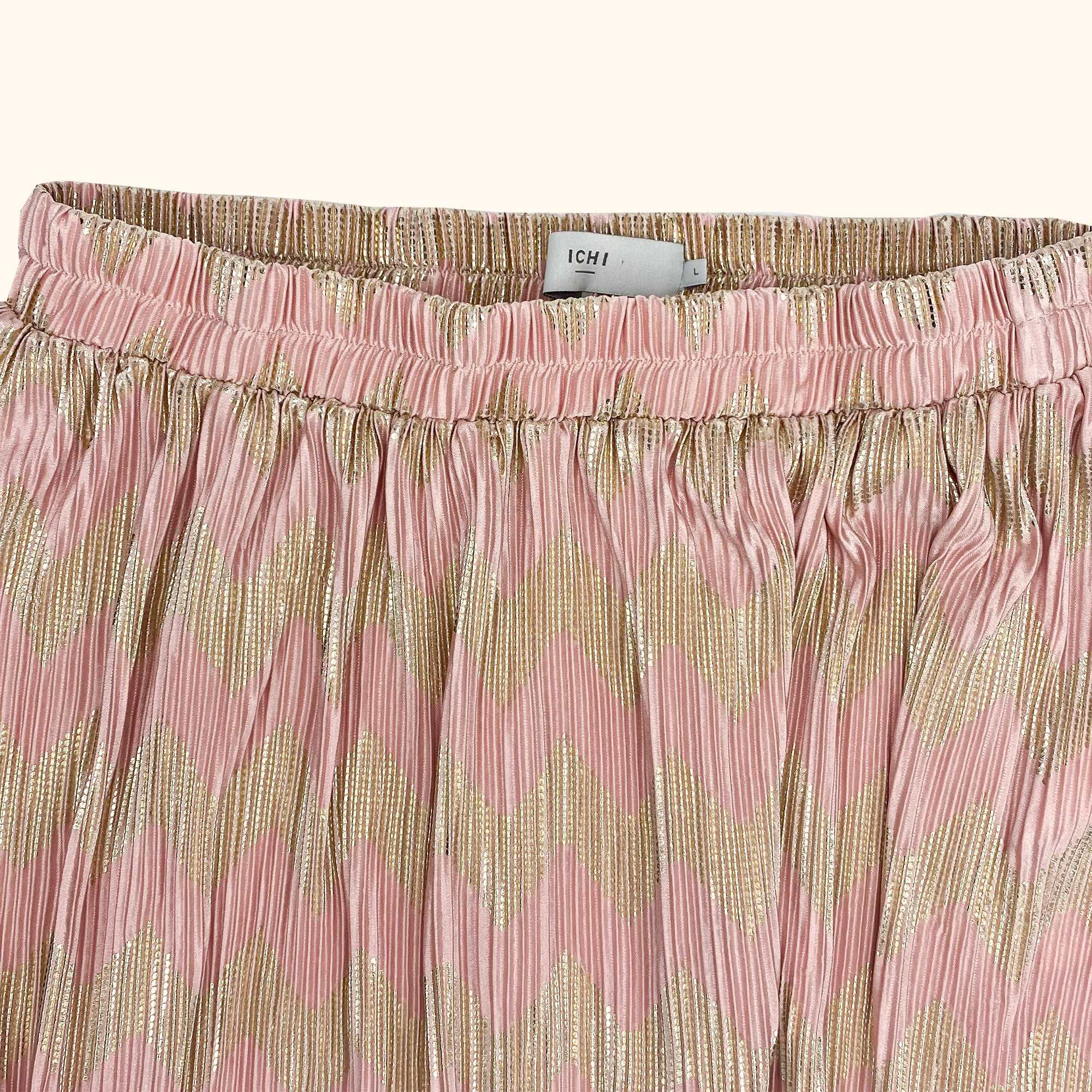 Ichi Pink and Gold Plisse Flowy Mini Skirt - Size Large - - Skirts