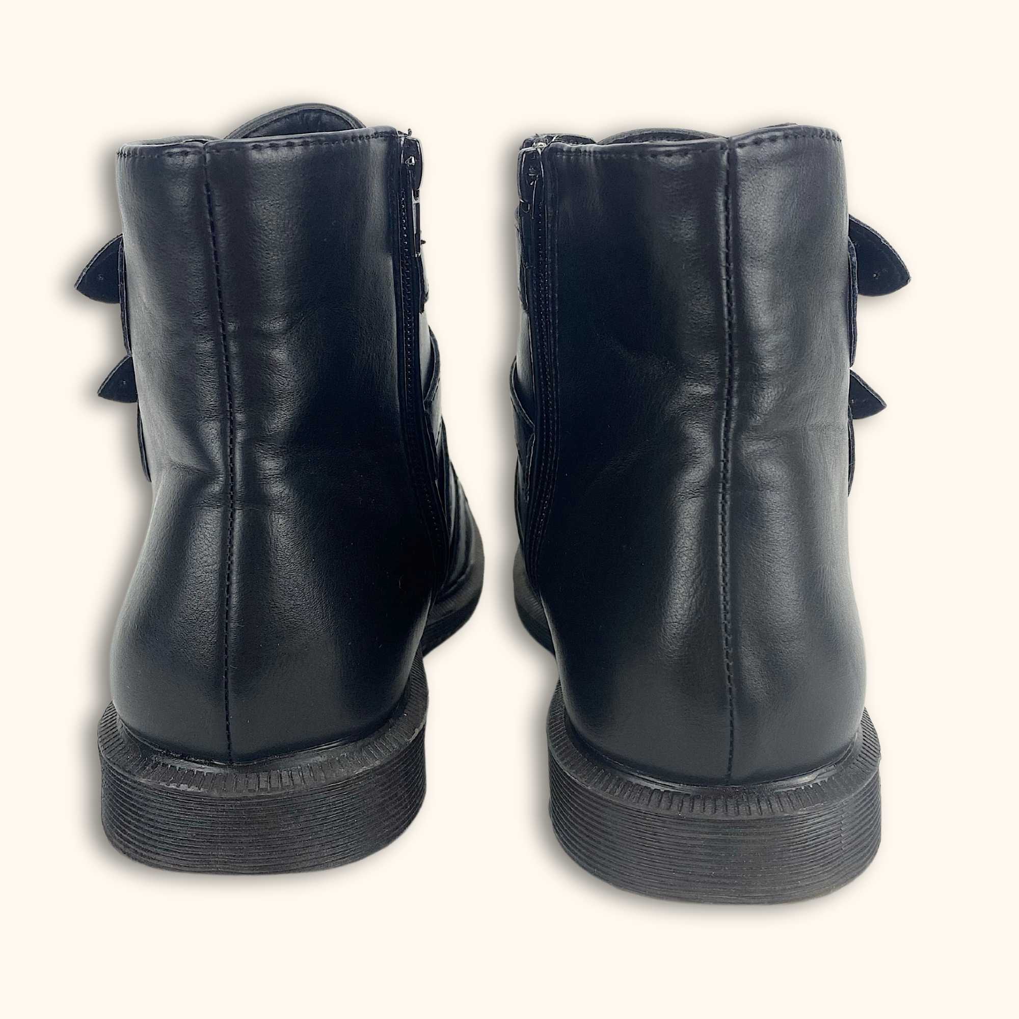 Truffle Collection Black Faux Leather Ankle Boots - Size 4 -  - Flats