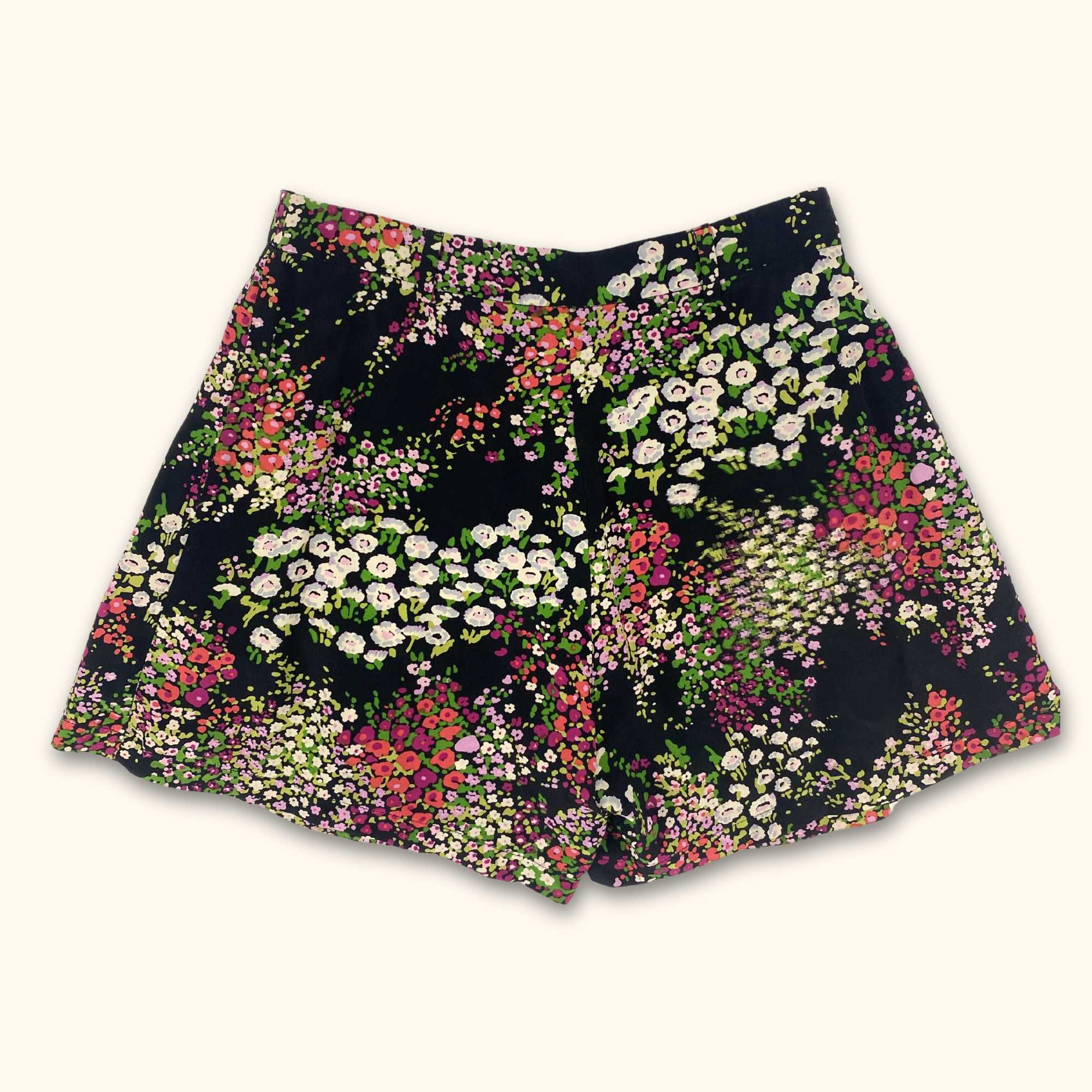 Topshop Black Floral Summer Shorts - Size 10 - - Shorts