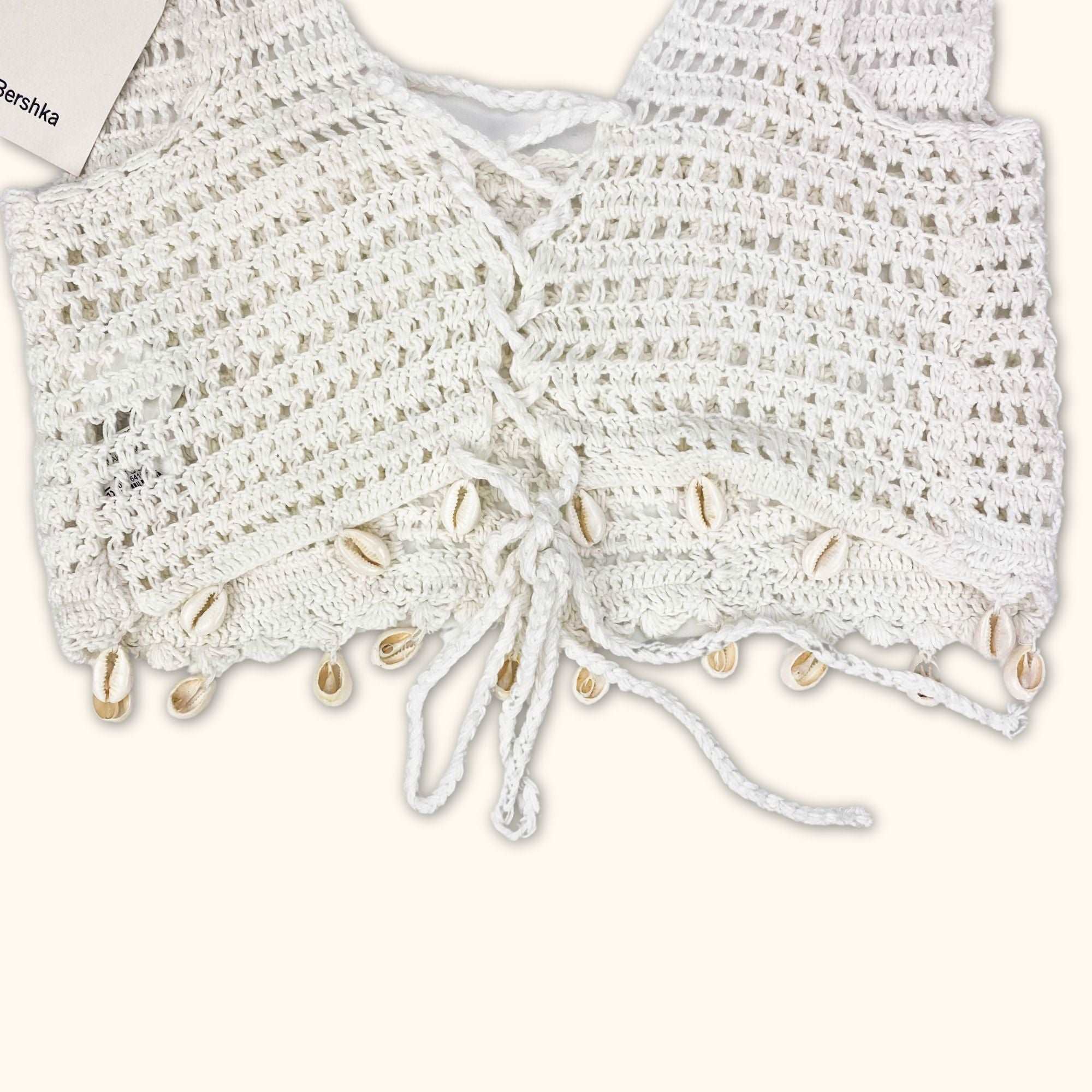 Bershka White Crochet Crop Top with Shells Size - Small - - Tops