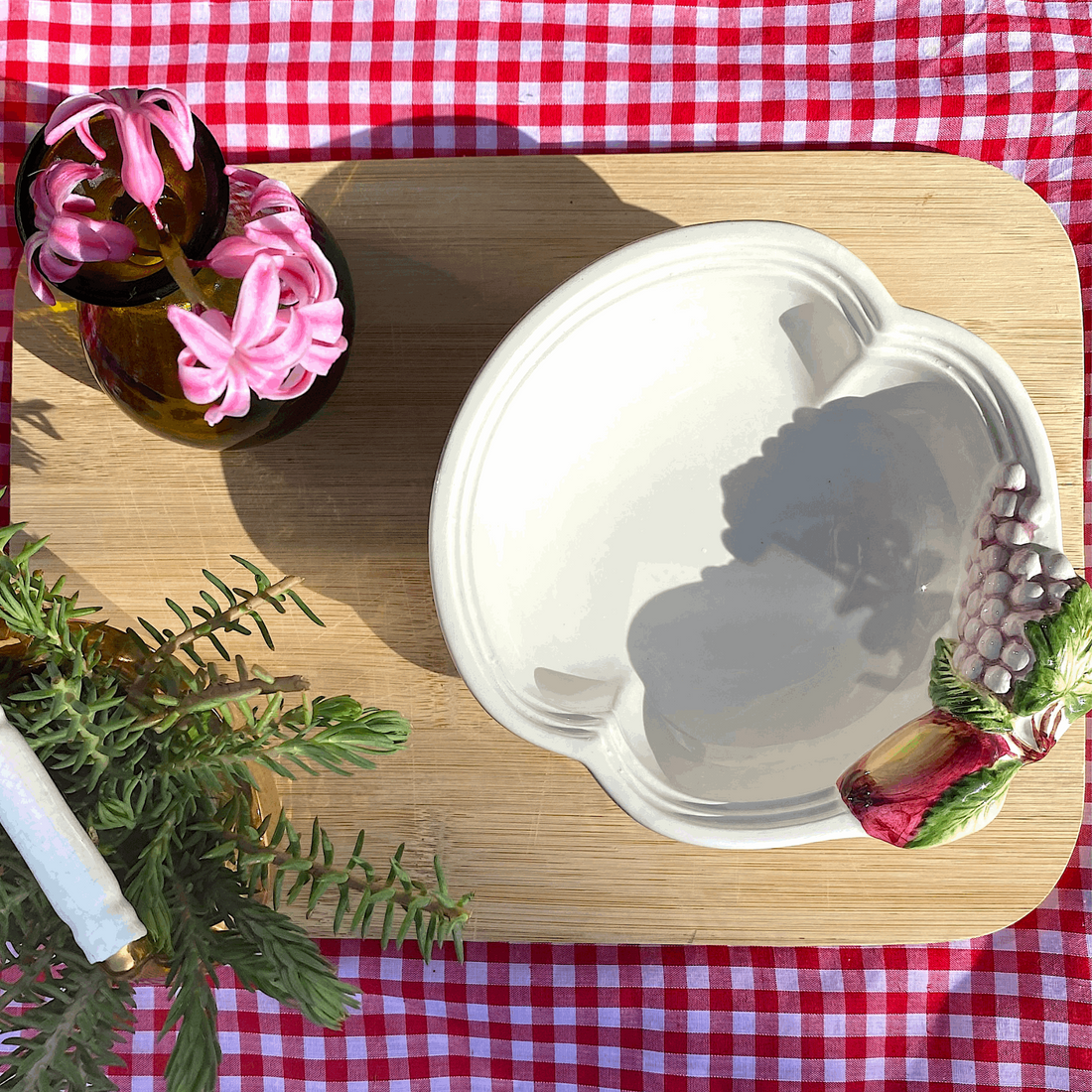 Ceramic Cream Fruit Bowl with Grapes - - Kitchenware