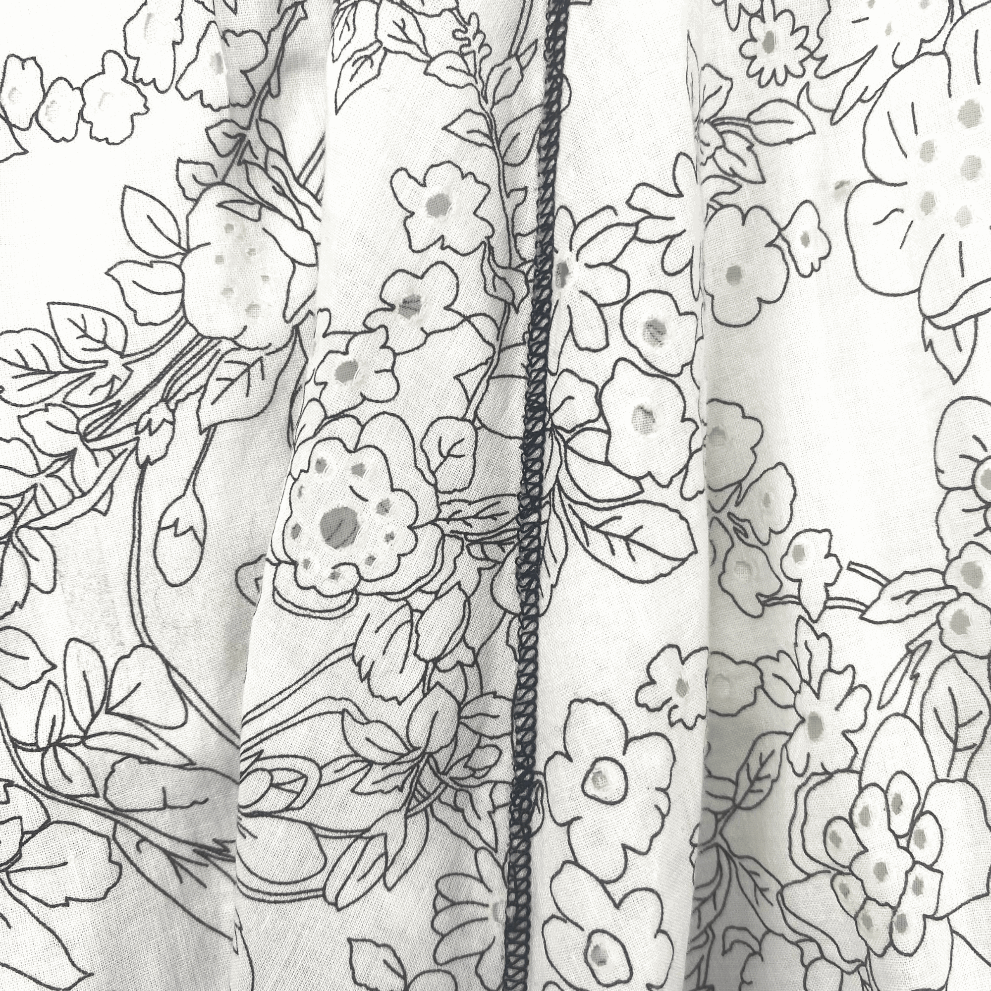 White Floral Vintage A-Line Midi Skirt - Size 14 - - Skirts
