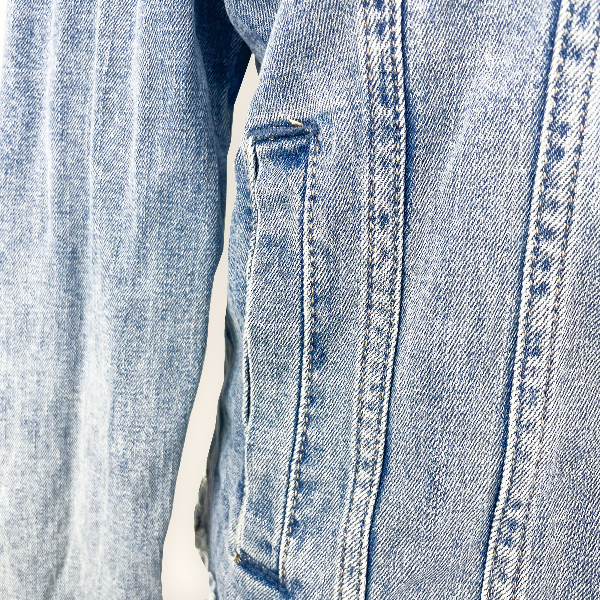 Hollister Floral Blue Denim Jacket - Size Medium Hollister