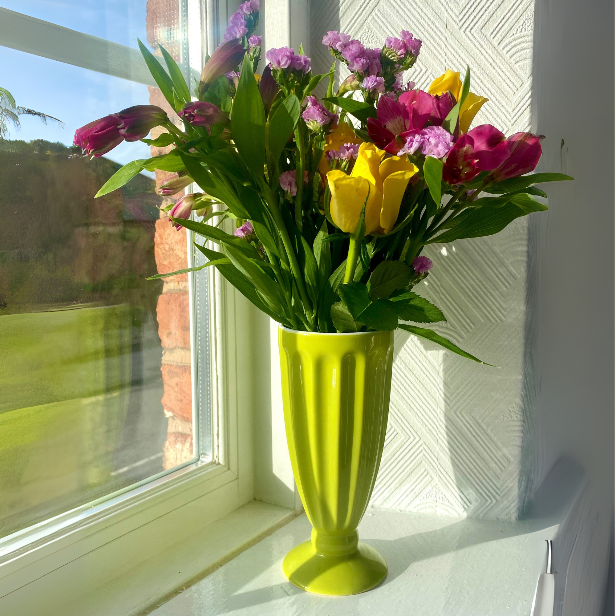 Lime Green Retro Milkshake Glass - - Vases