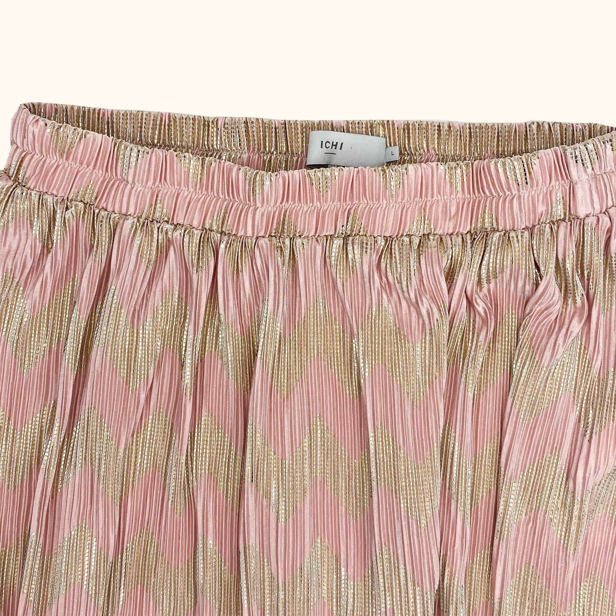 Ichi Pink and Gold Plisse Flowy Mini Skirt Size Large Sunshine Thrift