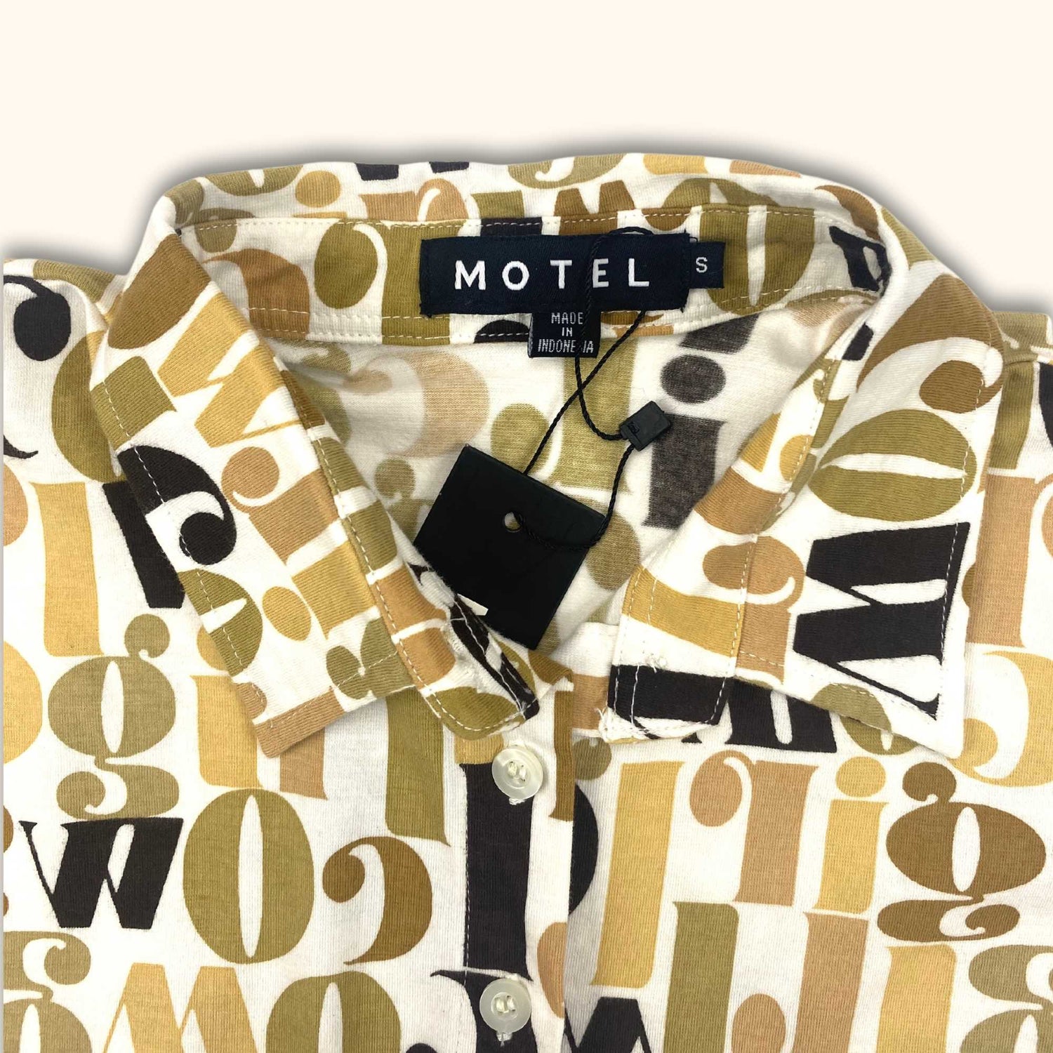 Motel Cowgirl Printed Cropped Shirt - Size Small - Motel - Tops