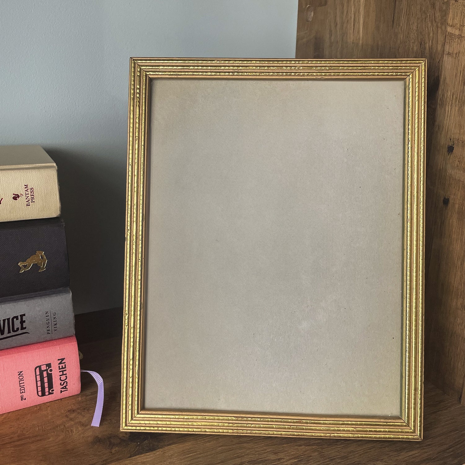 Vintage Gold Effect 7x9 Large Picture Frame - Sunshine Thrift - Frames