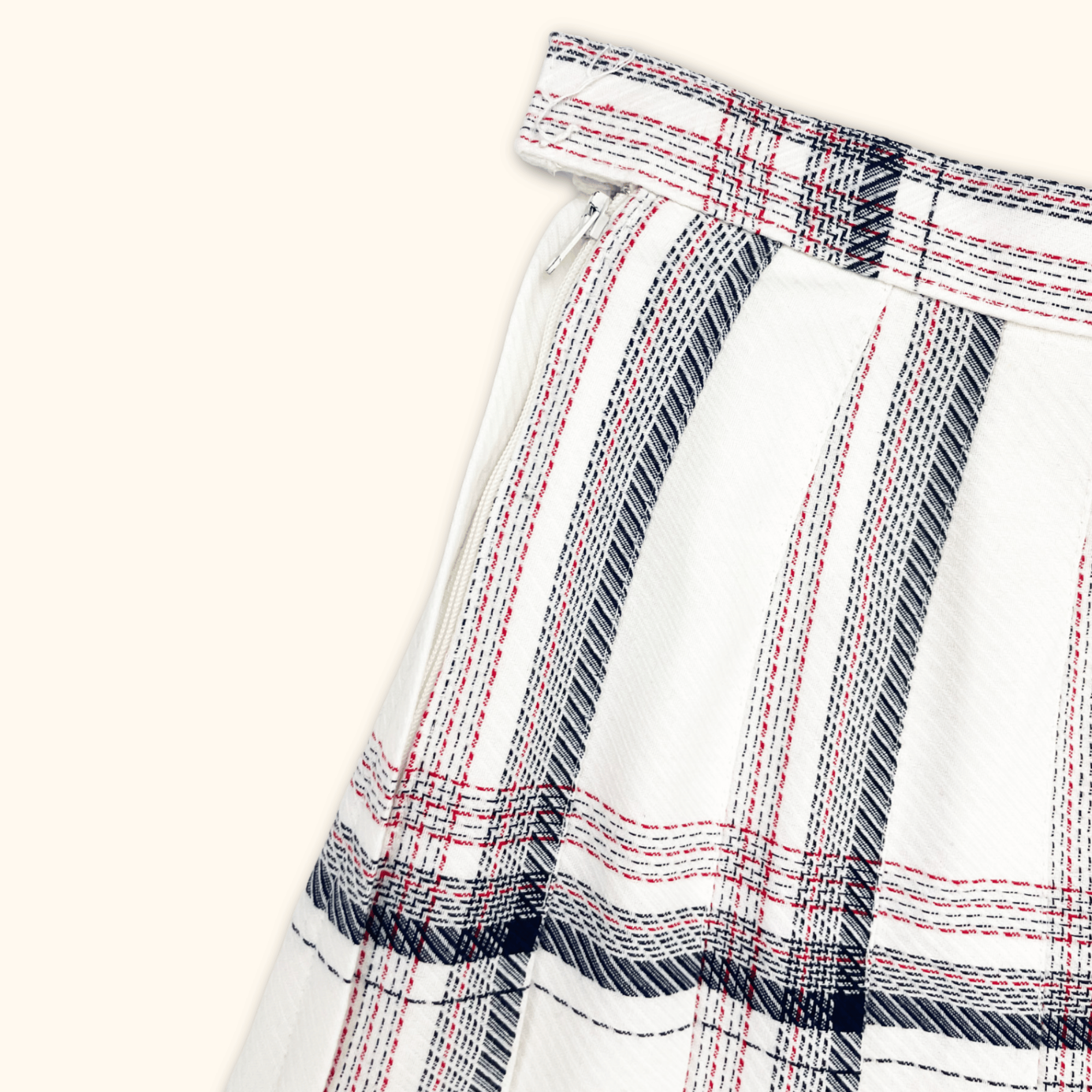 St Michael White and Navy Pleated Mini Skirt - Size XS