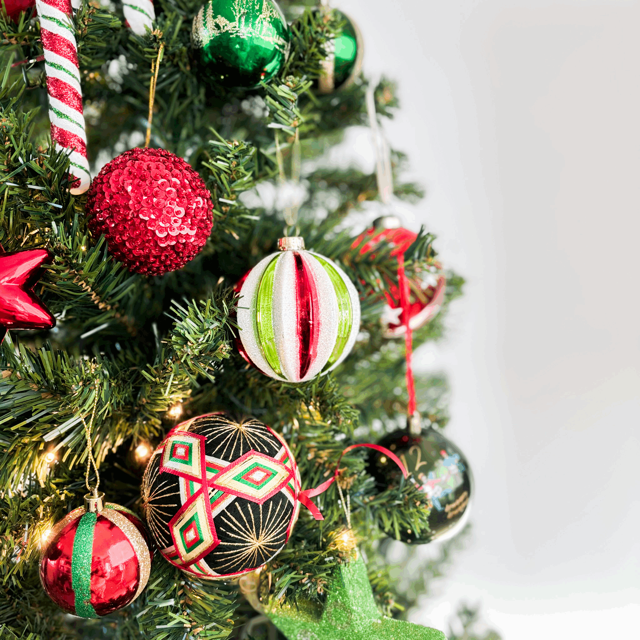 Green, Red and White Candy Cane Bauble Large Mixed Set of 19 Sunshine Thrift