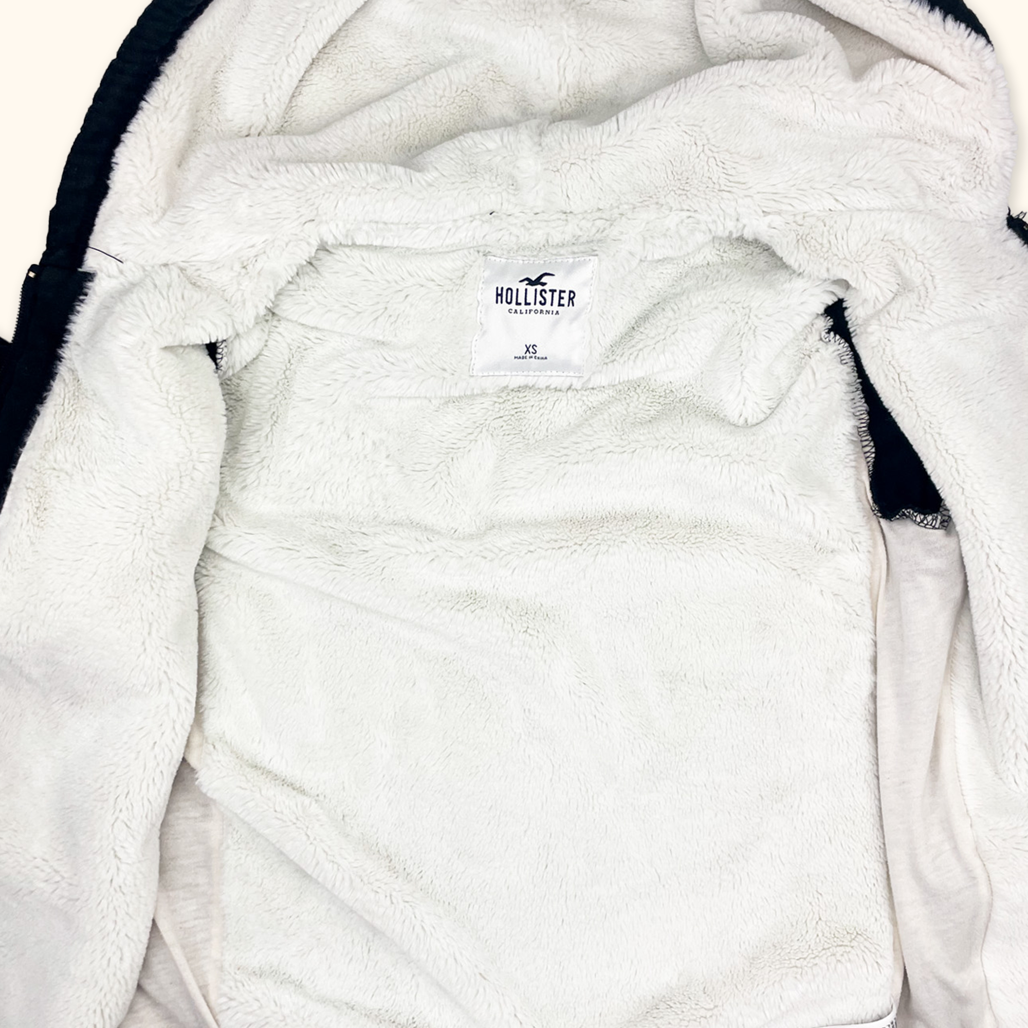 Hollister Black Fleece Lined Zip Up Hoodie - Size XS Hollister