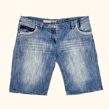 New Look Yes Yes Boyfriend Denim Shorts - Size 16