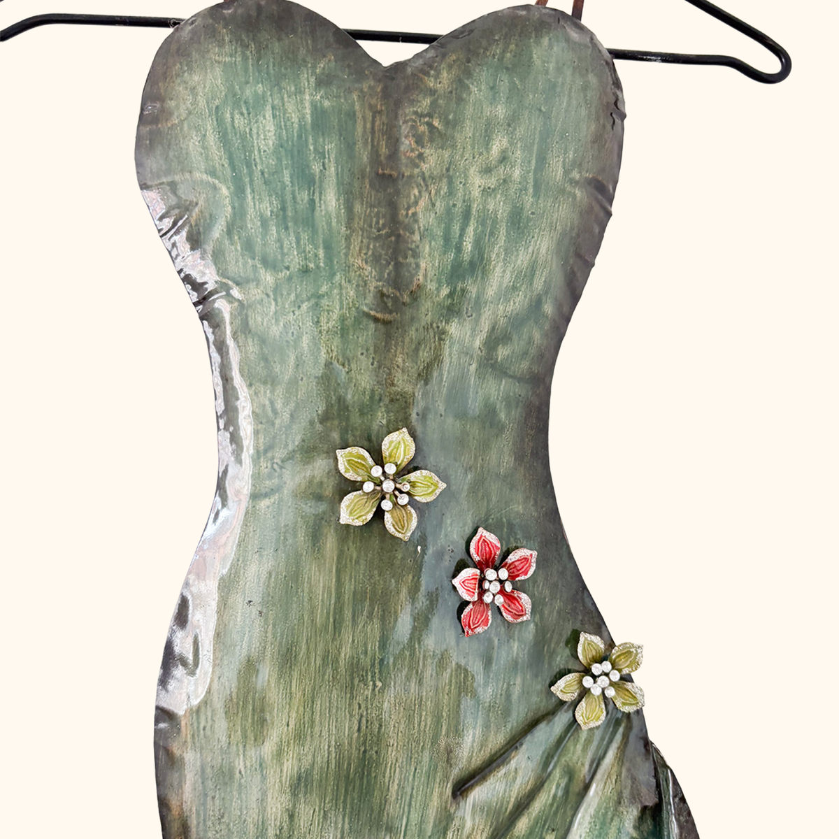 3D Metal Wall Art Hanging Dress
